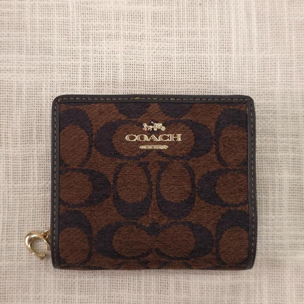 Coach Snap Wallet In Signature Chenille